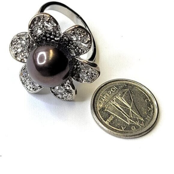 Genuine Brown Pearl and Swaroski Flower Ring Size 6 - Picture 7 of 12